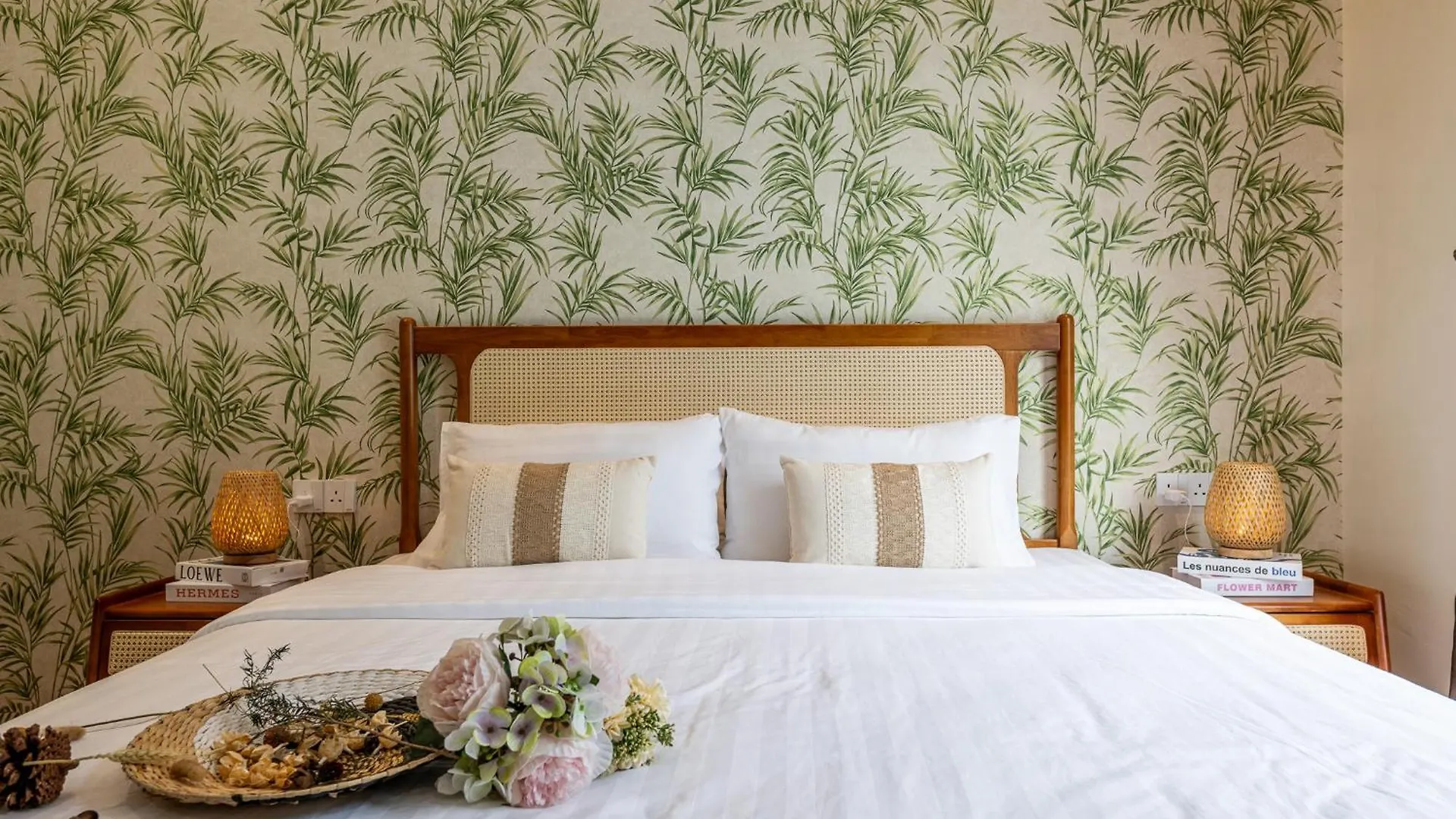 La Ferringhi Villa - Balinese Collection, By Alv Batu Feringgi Ma­lay­sia
