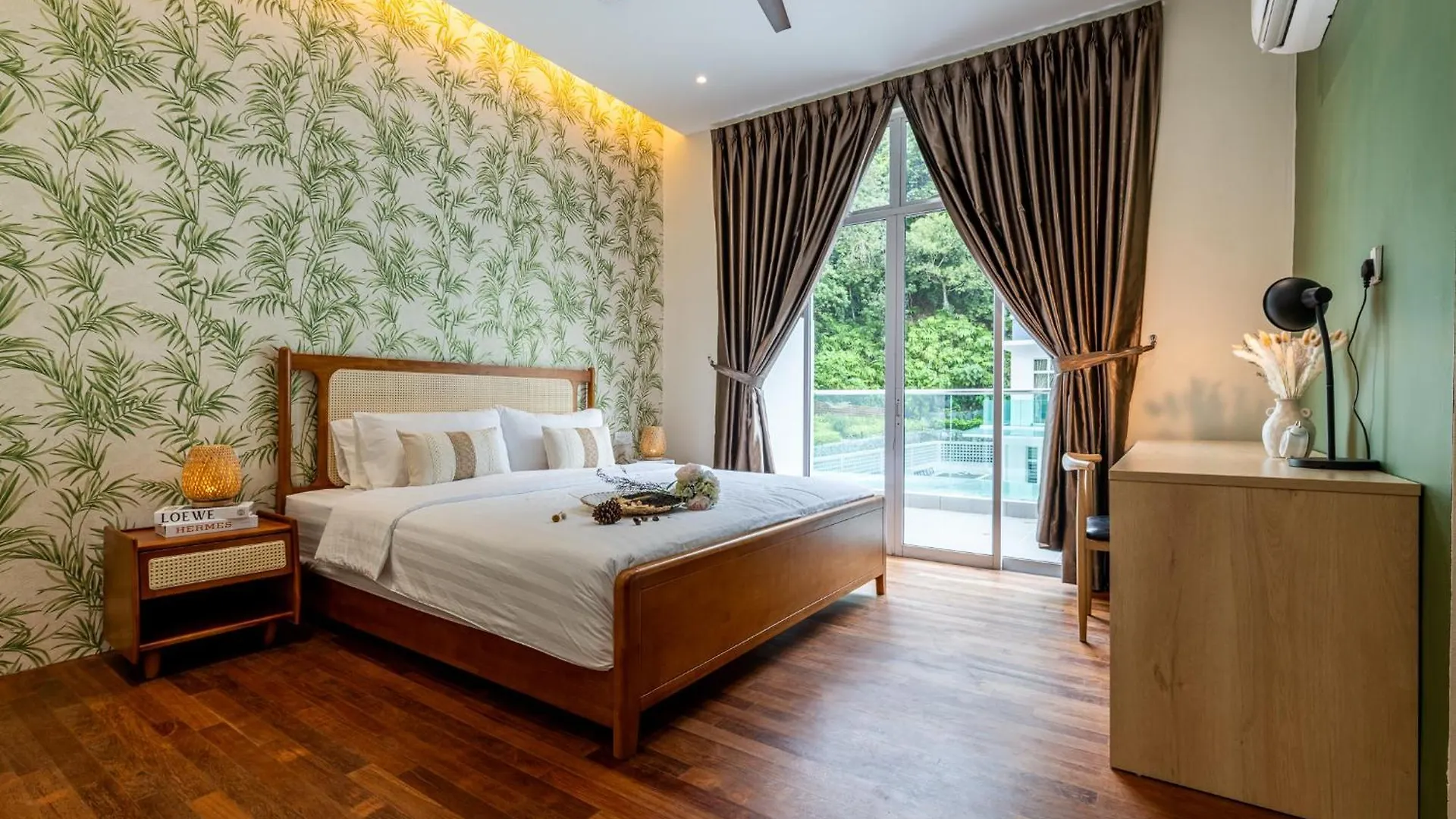 La Ferringhi Villa - Balinese Collection, By Alv Batu Ferringhi Privat bolig