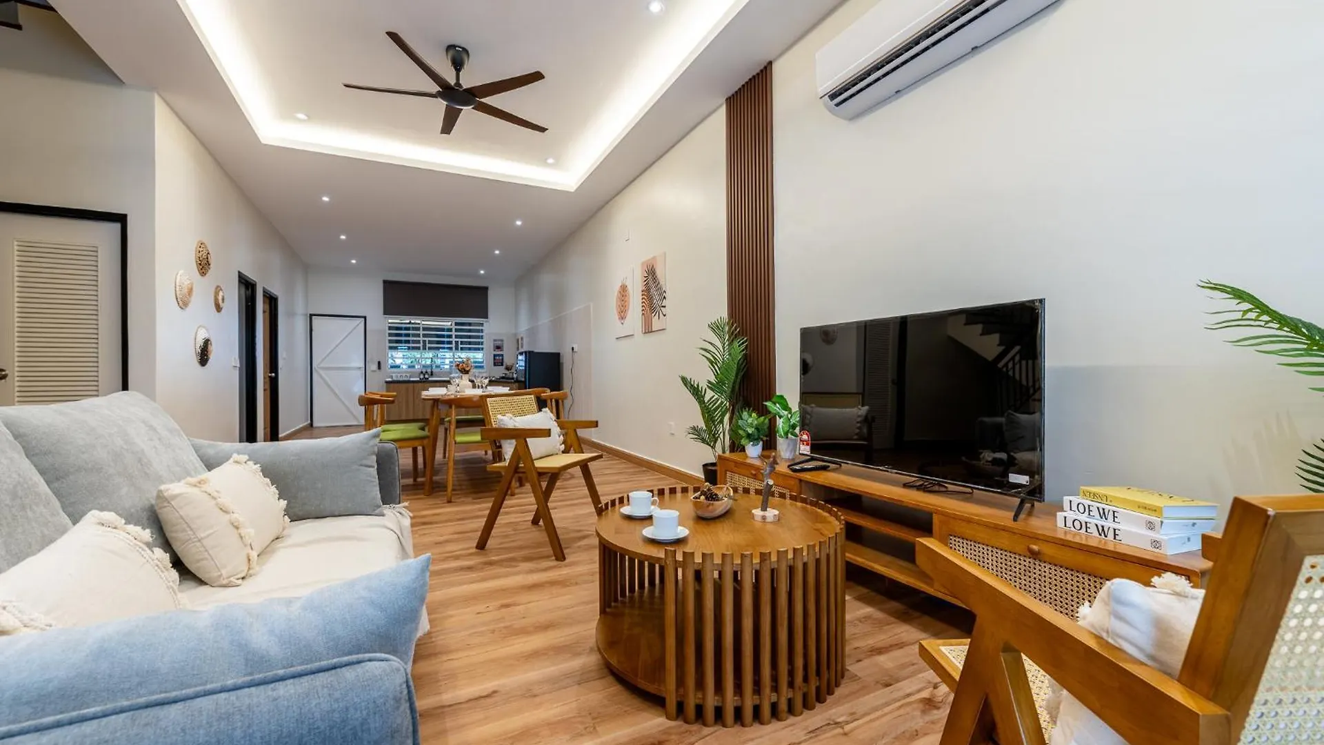 La Ferringhi Villa - Balinese Collection, By Alv Batu Ferringhi 0*,